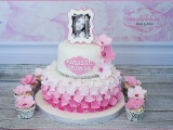 konfirmasjonskake, konfirmasjon, konfirmant, rosa kake